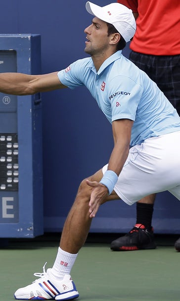 Djokovic upset by Robredo at Cincinnati; Murray, Serena advance